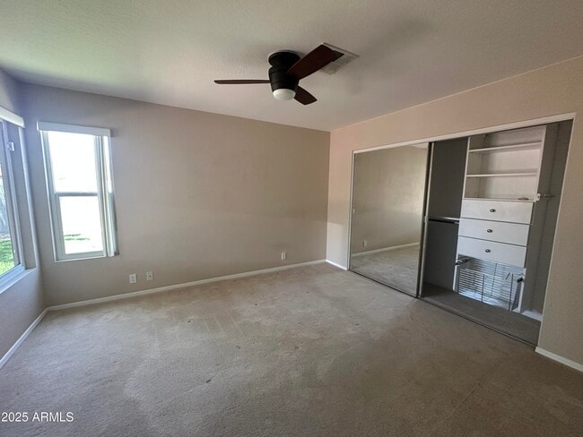 Building Photo - 3948 W Chama Dr