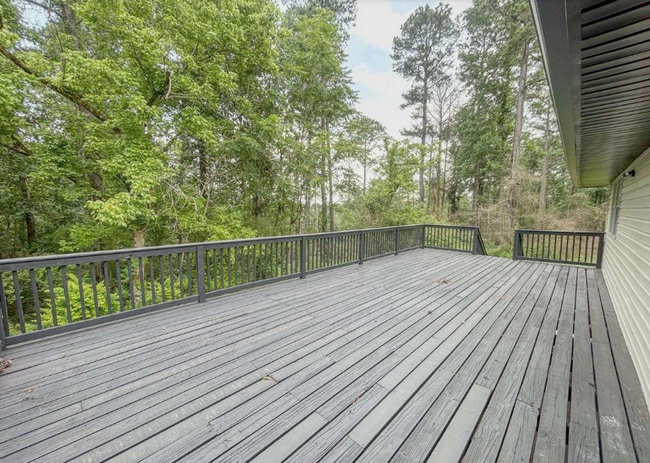 Building Photo - Now Leasing – Fully Renovated Home in Guntersville!