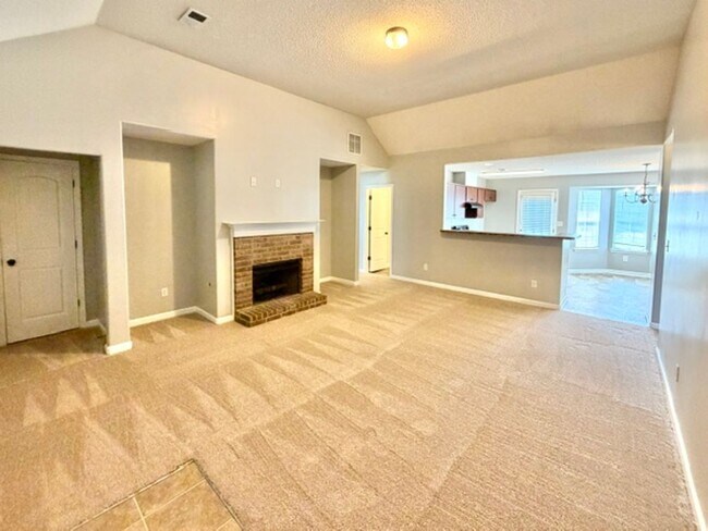 Building Photo - 1161 E Cortona Cir