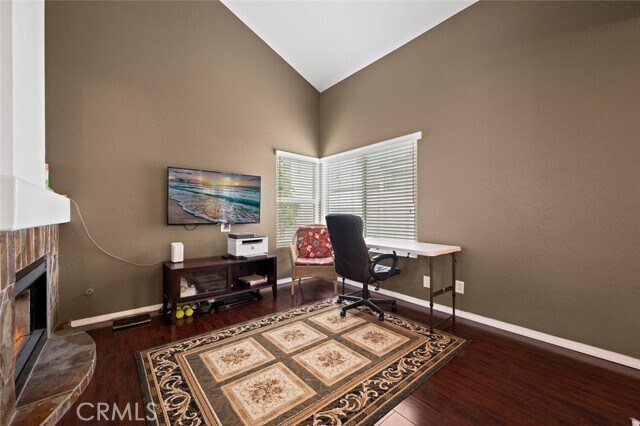 Building Photo - 36 Woodswallow Ln