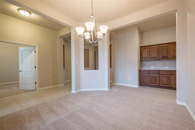 Building Photo - 165 Lady Bird Ln