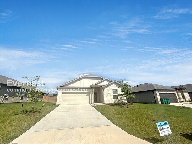 Primary Photo - 857 Freedom Cir