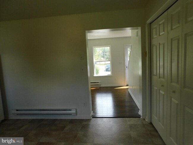 Building Photo - 1030 Bridle Ct