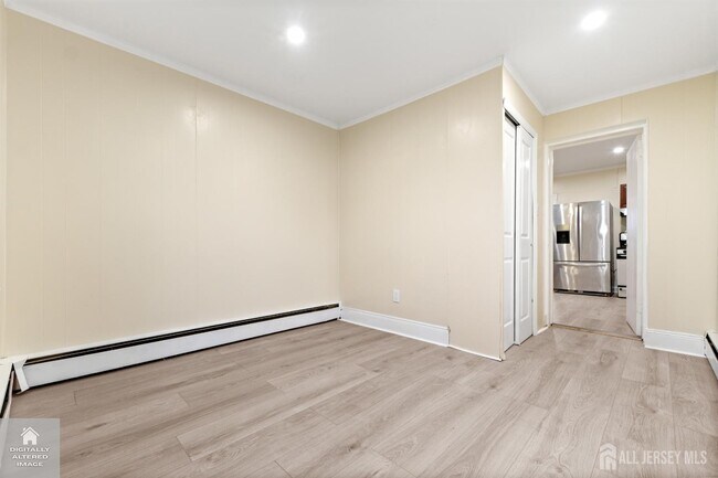 Building Photo - 446 Baker Pl