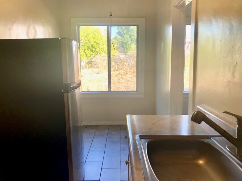 Building Photo - 631 Coronado Ter