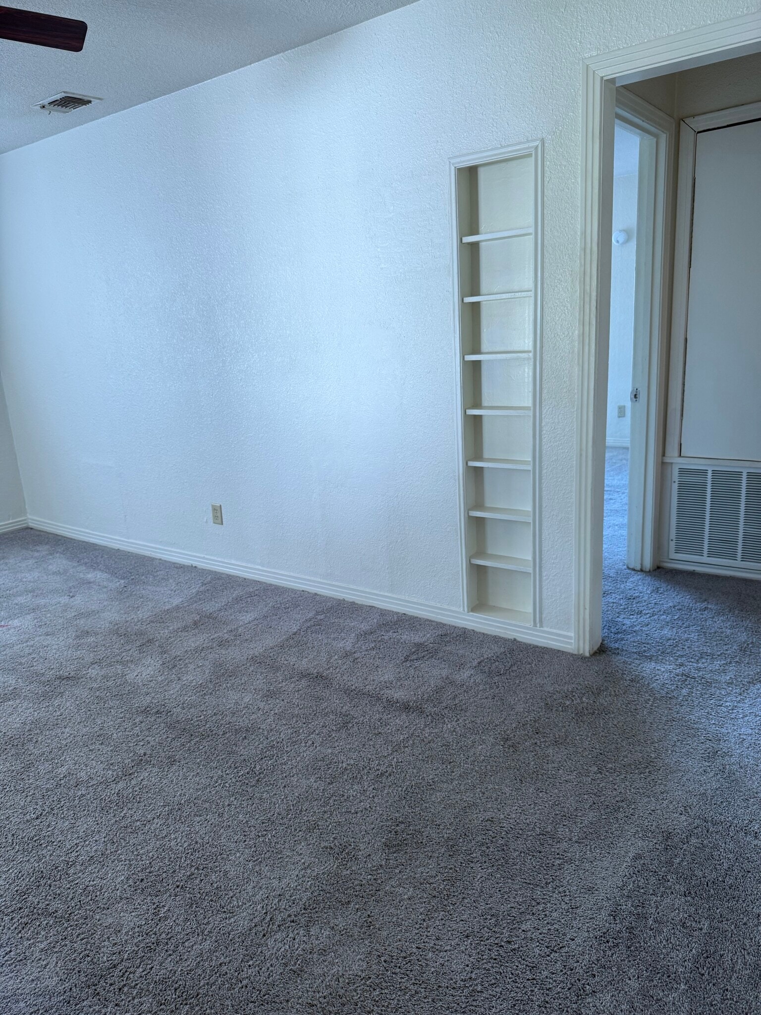 Building Photo - 1226 Green St