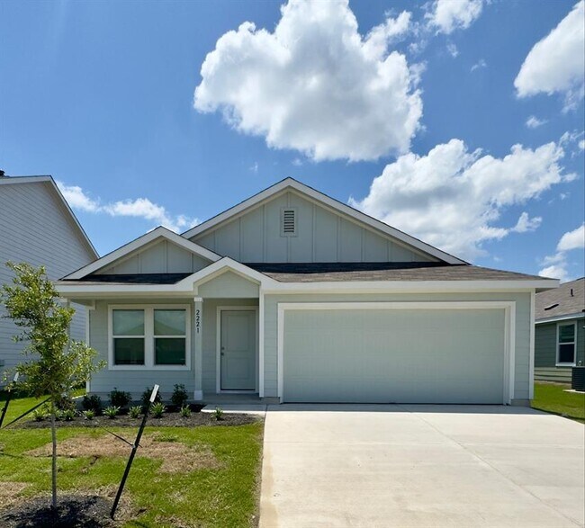 Building Photo - 2221 Cumulus Ct
