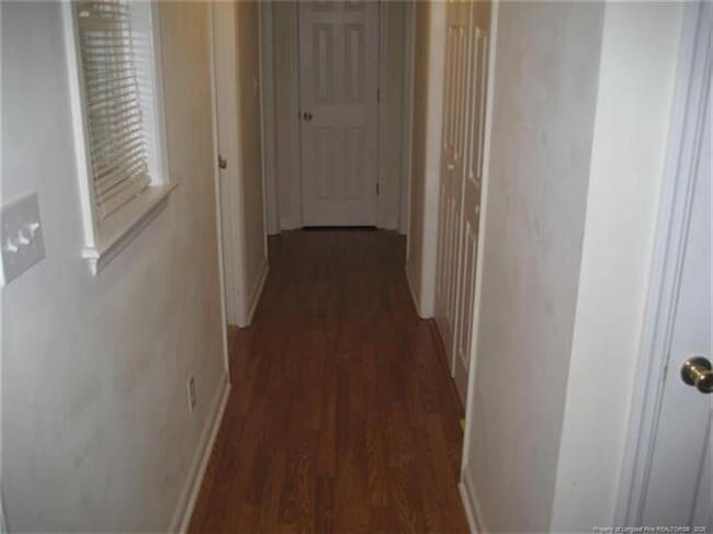 Building Photo - 125 Mosswood Dr