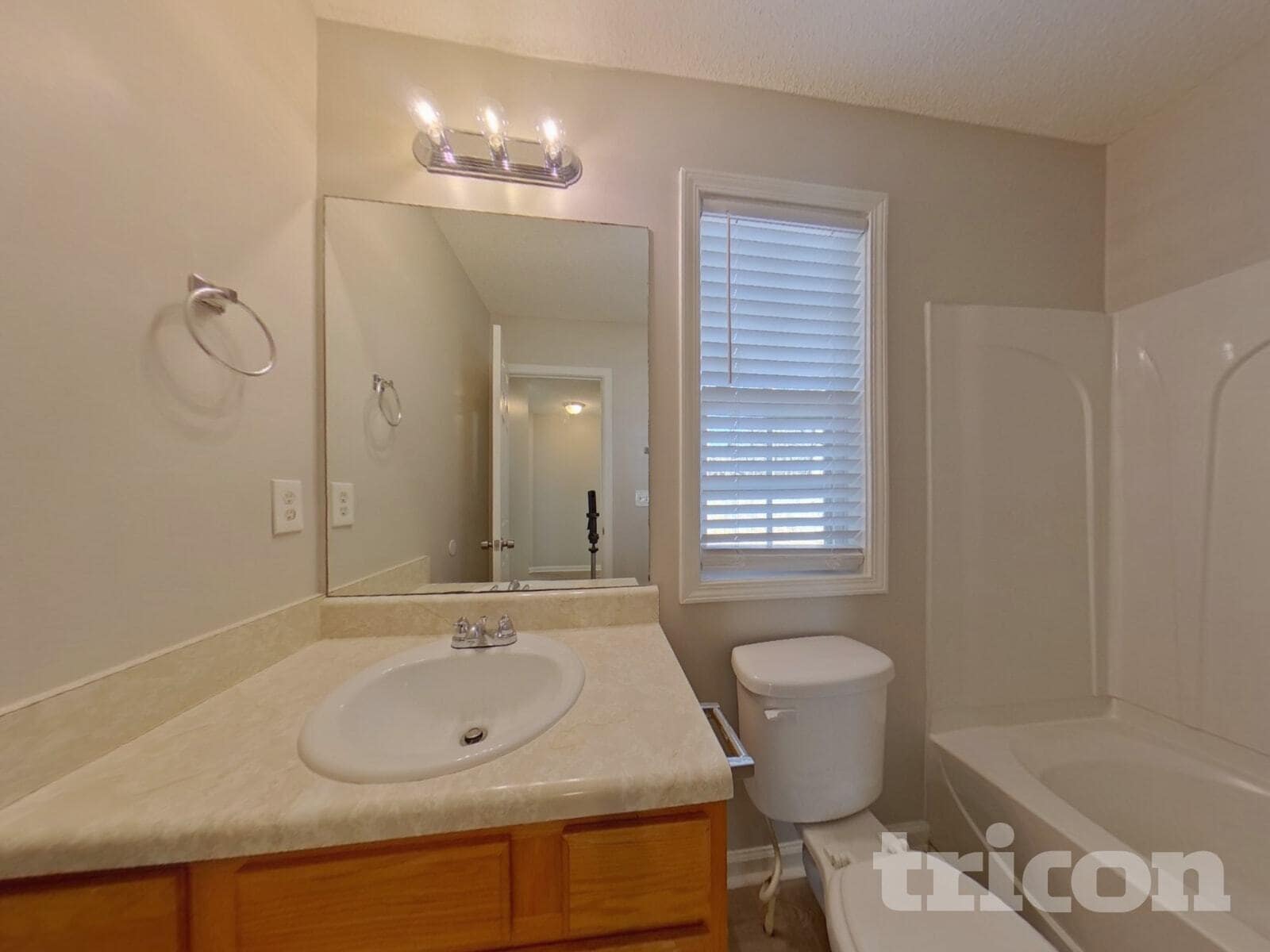 Building Photo - 299 Greystone Cir