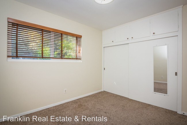 Building Photo - 2 br, 1 bath House - 972 Balboa