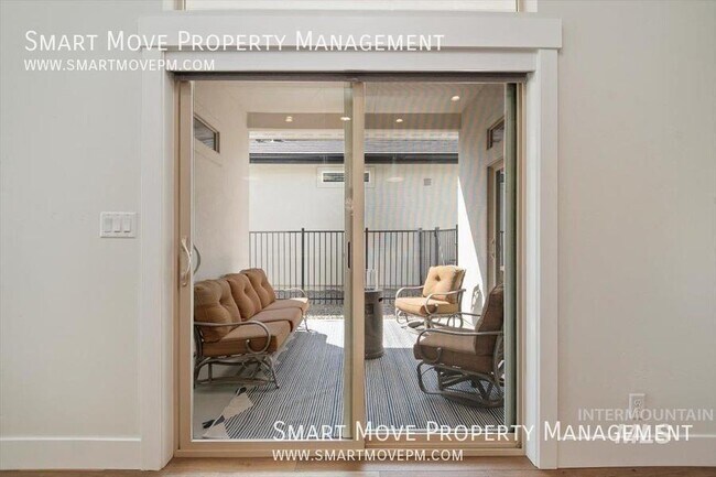 Building Photo - 6606 N Spindrift Way