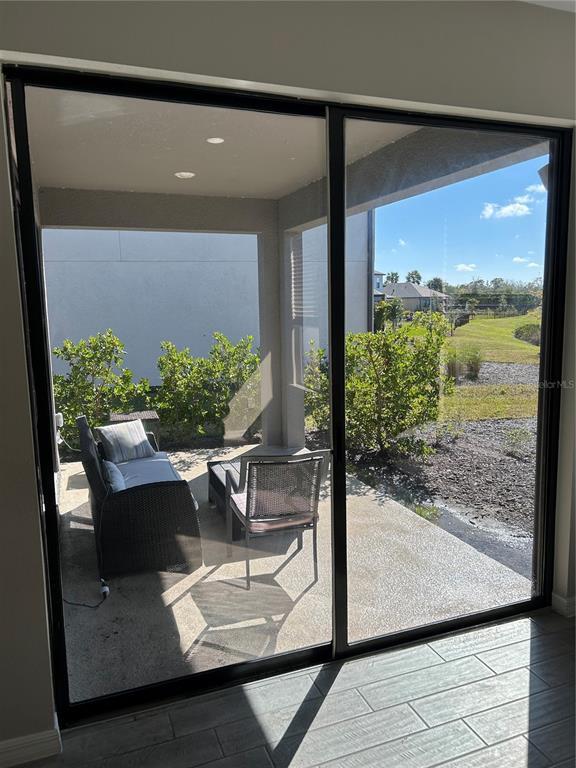 Building Photo - 9024 Tequila Sunrise Dr