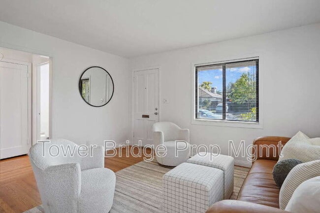 Building Photo - 3582 63rd St