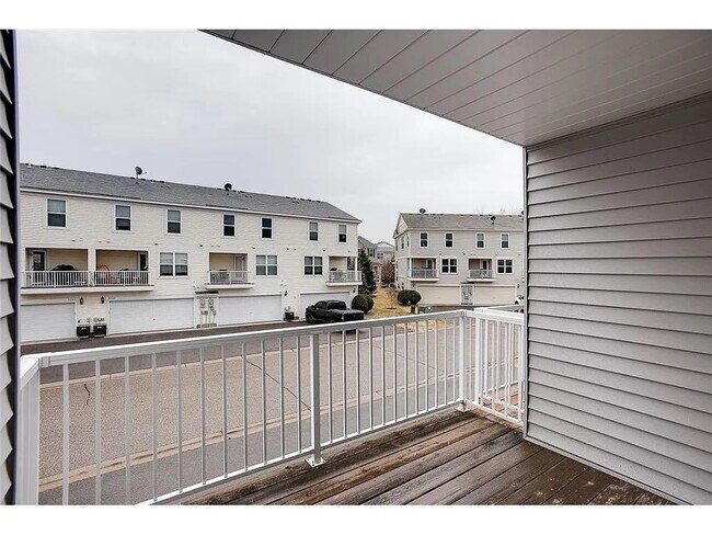Building Photo - 5085 French Dr N