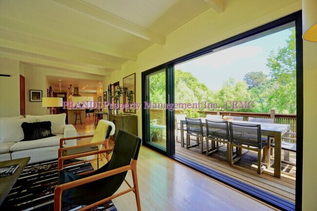 Building Photo - 22 Madrone Ct