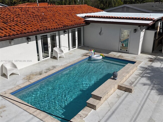 Building Photo - 7780 SW 28th St