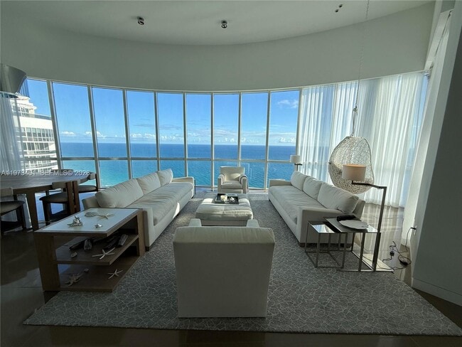 Building Photo - 18101 Collins Ave