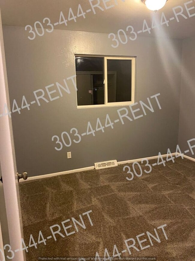 Building Photo - Great Westminster Location - 2 Bedrooms, 1 Bath with Bonus Square Footage in the Basement!