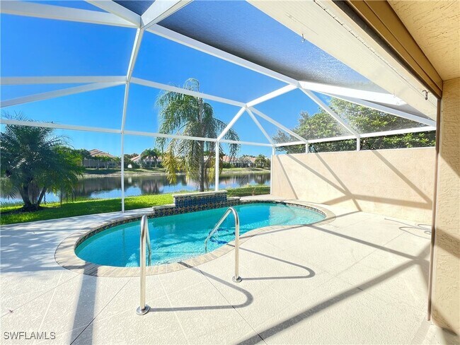 Building Photo - 8642 Genova Ct