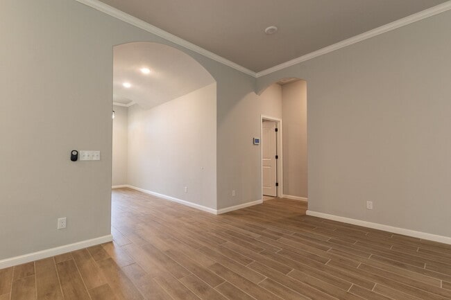 Building Photo - Modern 3-Bed, 2-Bath Home in Deer Creek School District!