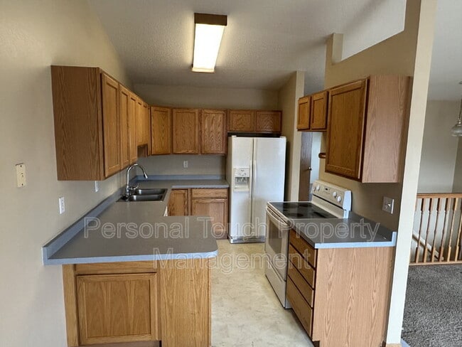 Primary Photo - 2571 Amber Valley Ct