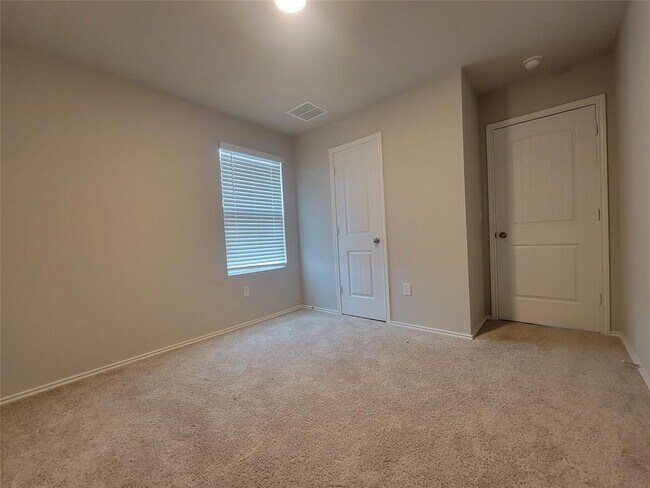 Building Photo - 5901 Berriweather Dr
