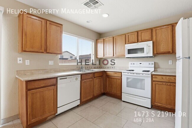 Building Photo - 1473 S 219th Dr