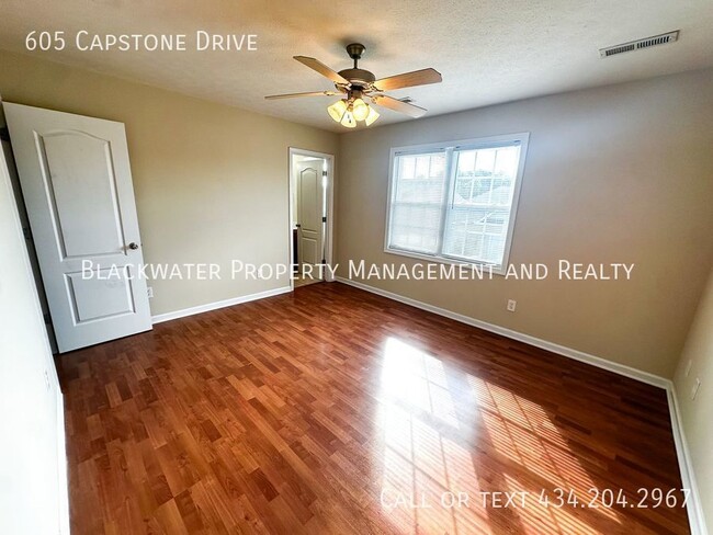 Building Photo - Two Bedroom Townhome in Cornerstone!