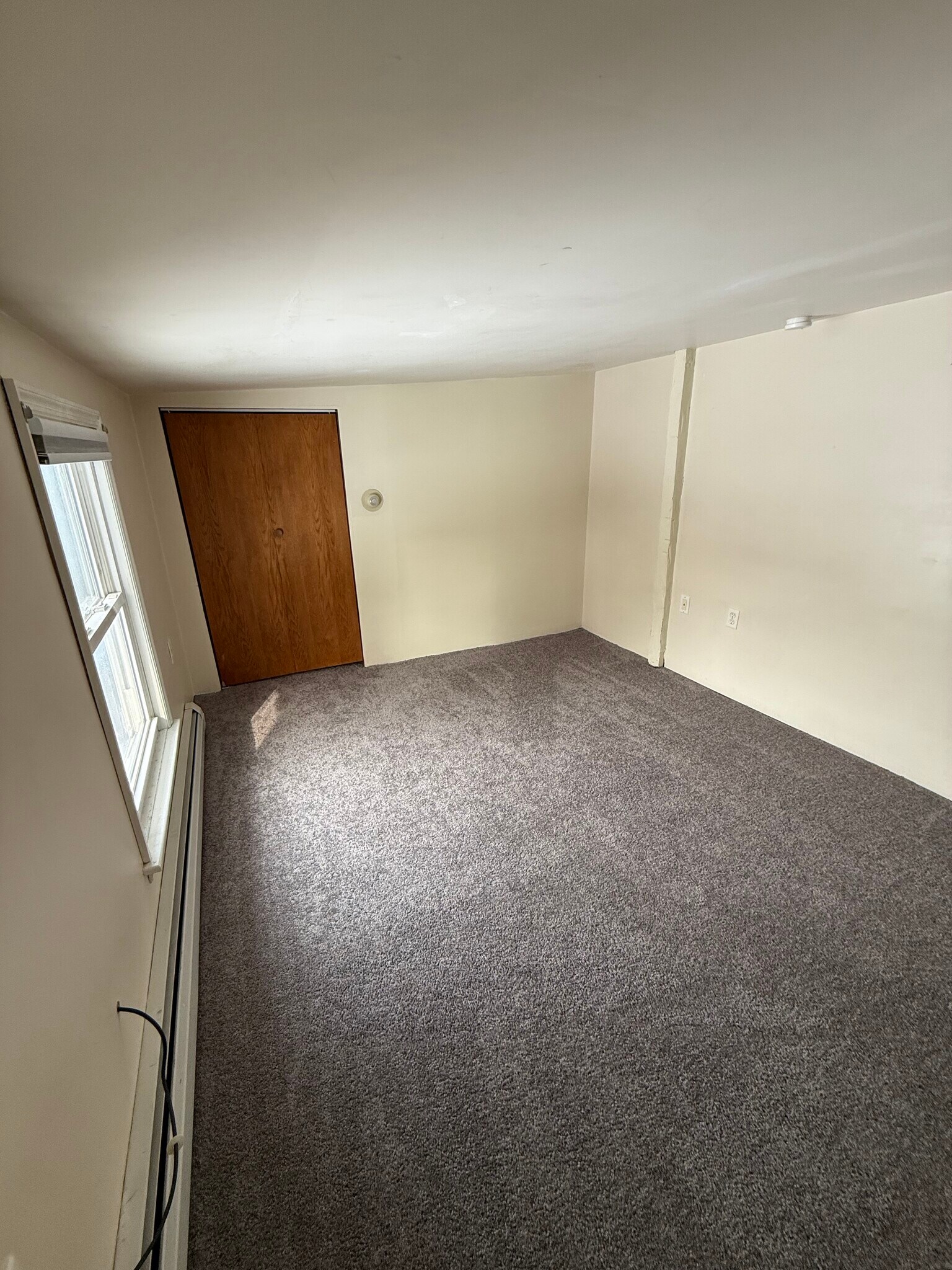 Building Photo - 4 Colvin Ave