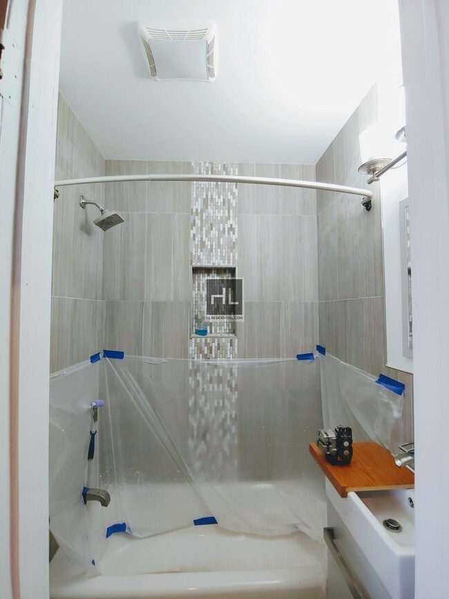 Building Photo - KNICKERBOCKER AVENUE