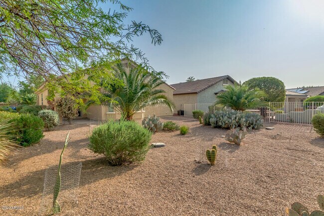 Building Photo - 6506 W Heritage Way