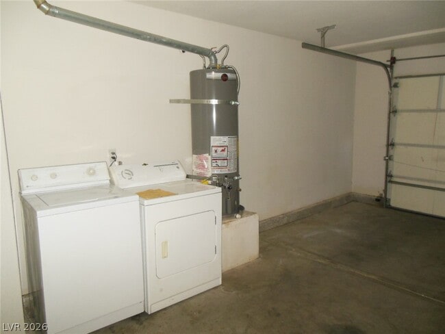 Building Photo - 5225 Wave Dancer Ln