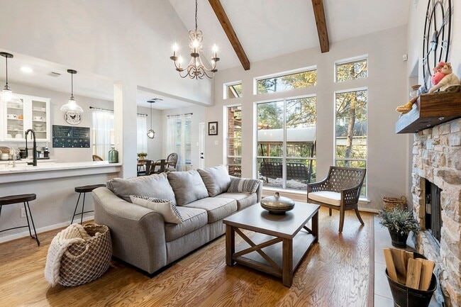 Building Photo - 51 Silver Bayou Ct