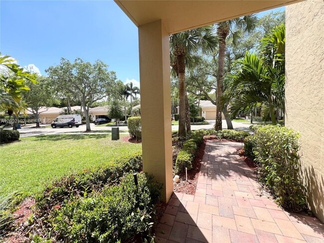 Building Photo - 2486 Bay Isle Dr