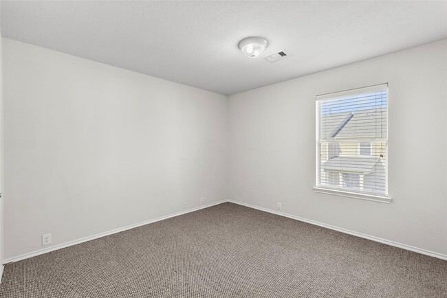Building Photo - 13600 Breton Ridge St