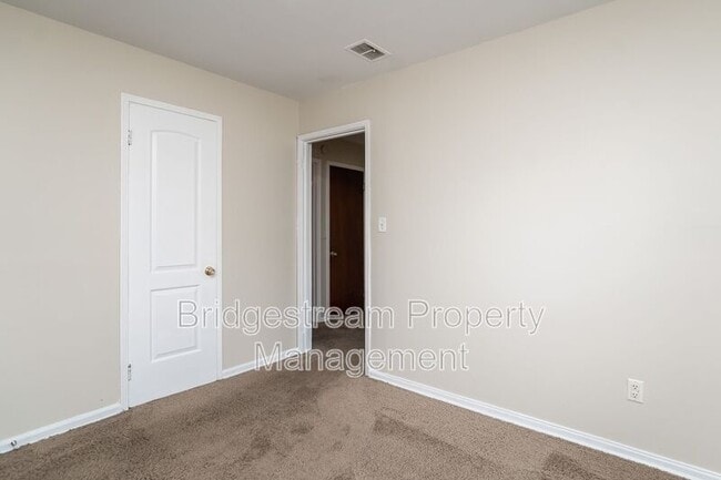 Building Photo - 4340 Merrydale St