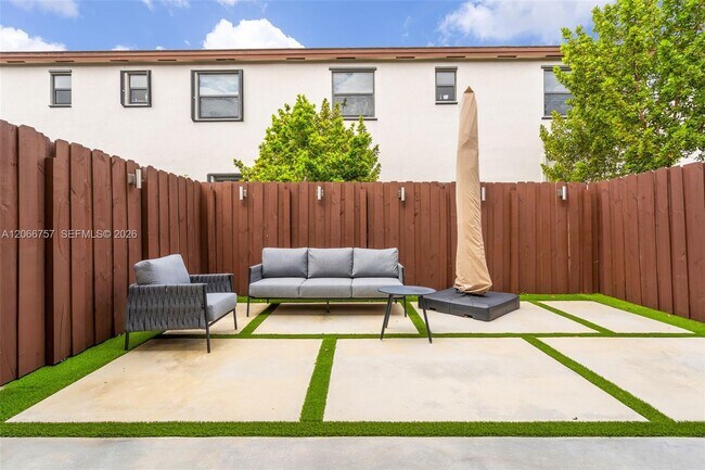 Building Photo - 21444 2nd Path