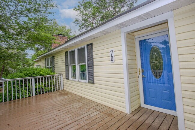 Building Photo - 70 Midlothian Dr