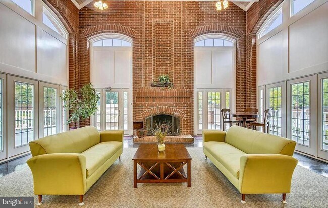 Building Photo - 10715 Hampton Mill Terrace