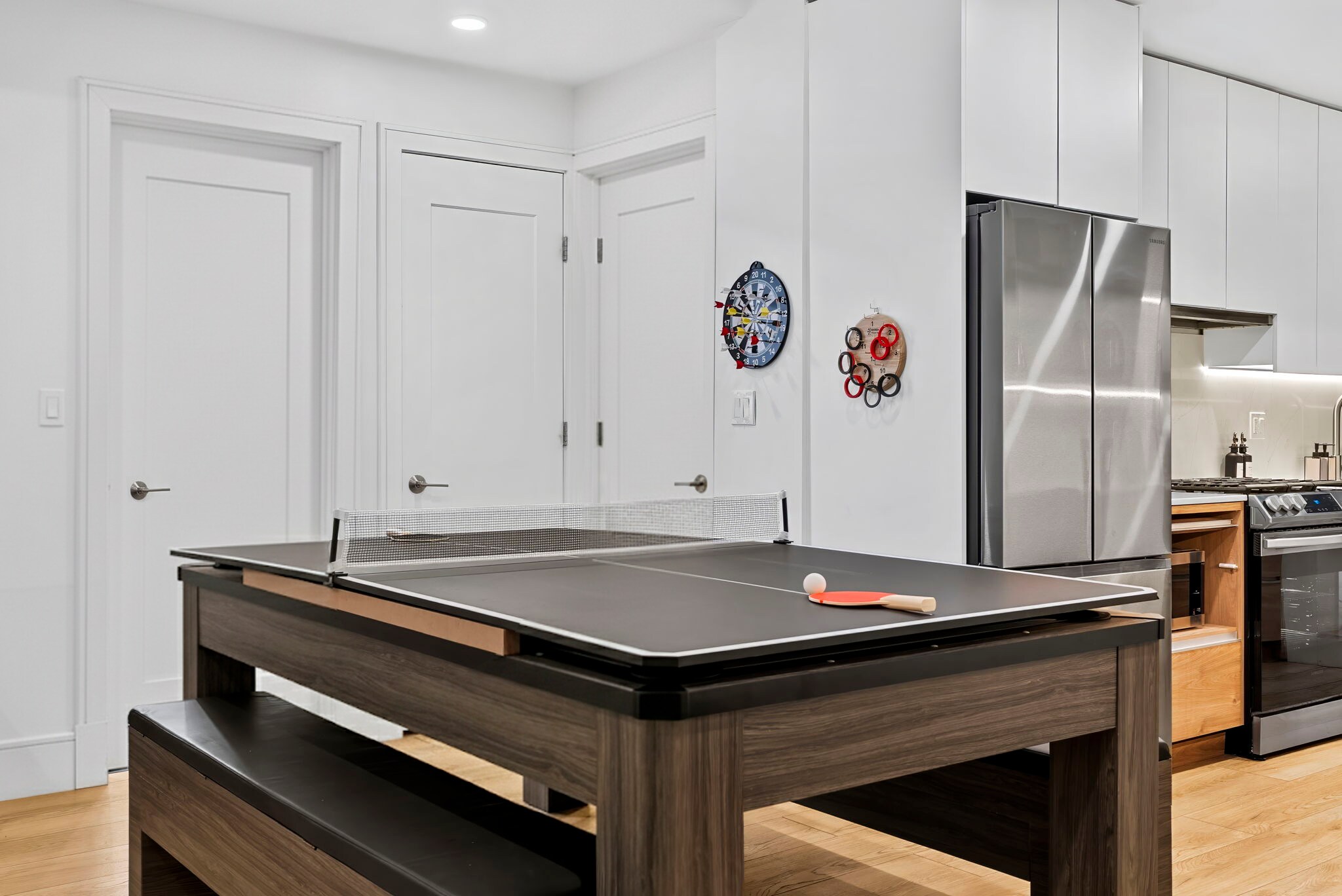 Building Photo - 1566 Beacon St