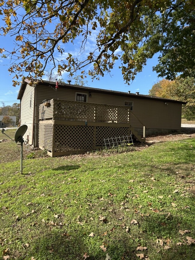 Building Photo - 4918 Harmony Grove Rd