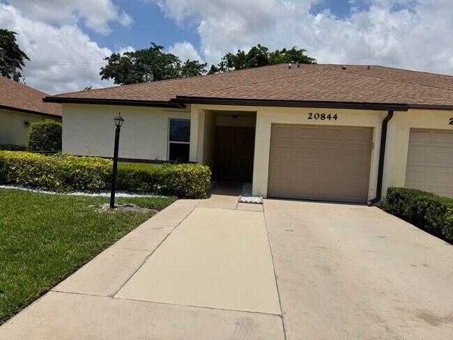 Primary Photo - 20844 Concord Green Dr W