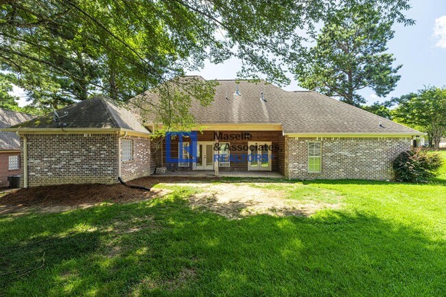 Building Photo - 4 Bed/3 Bath Home in Hartfield