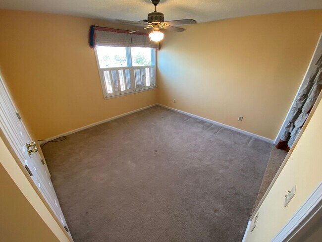 Building Photo - 2720 Leeville Pike