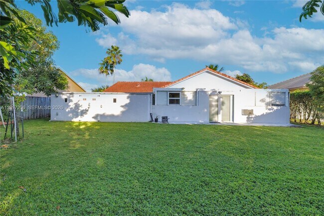 Building Photo - 3462 Harness Cir