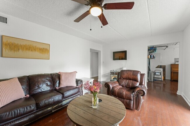 Building Photo - 225 Lewfield Cir