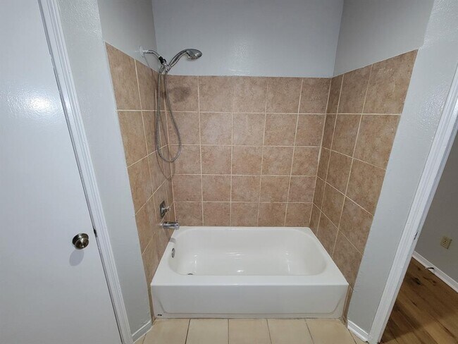 Building Photo - 22714 Paradise Gate Dr