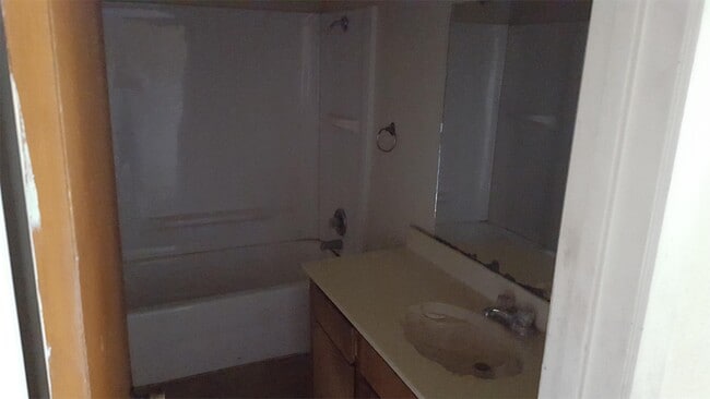Building Photo - 1037 Southmoor Dr