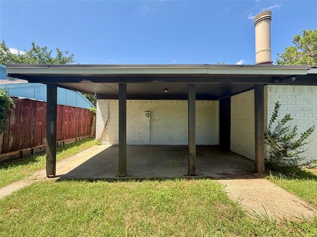 Building Photo - 1209 Birchbrook St