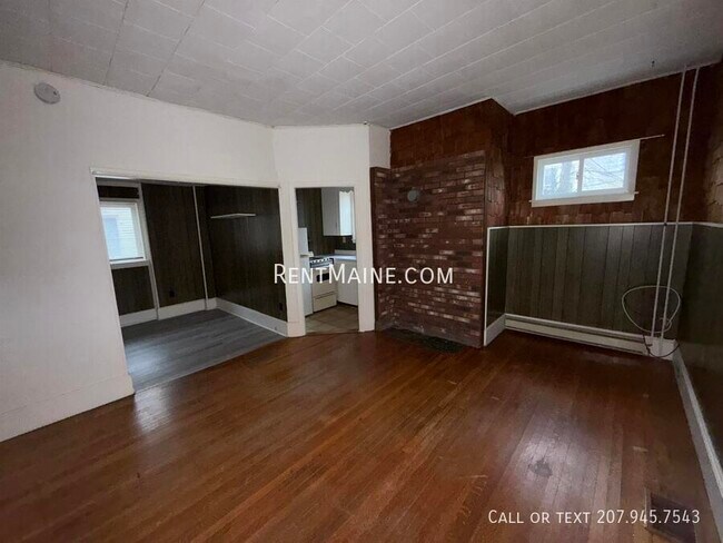 Building Photo - 75 Ohio St